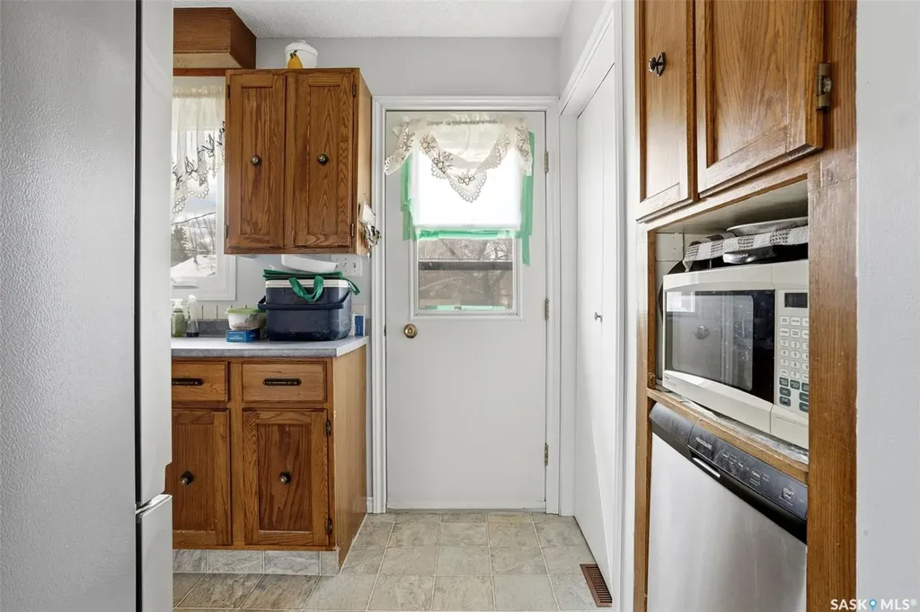 136 Lillis Avenue Mclean SK S0G 3E0