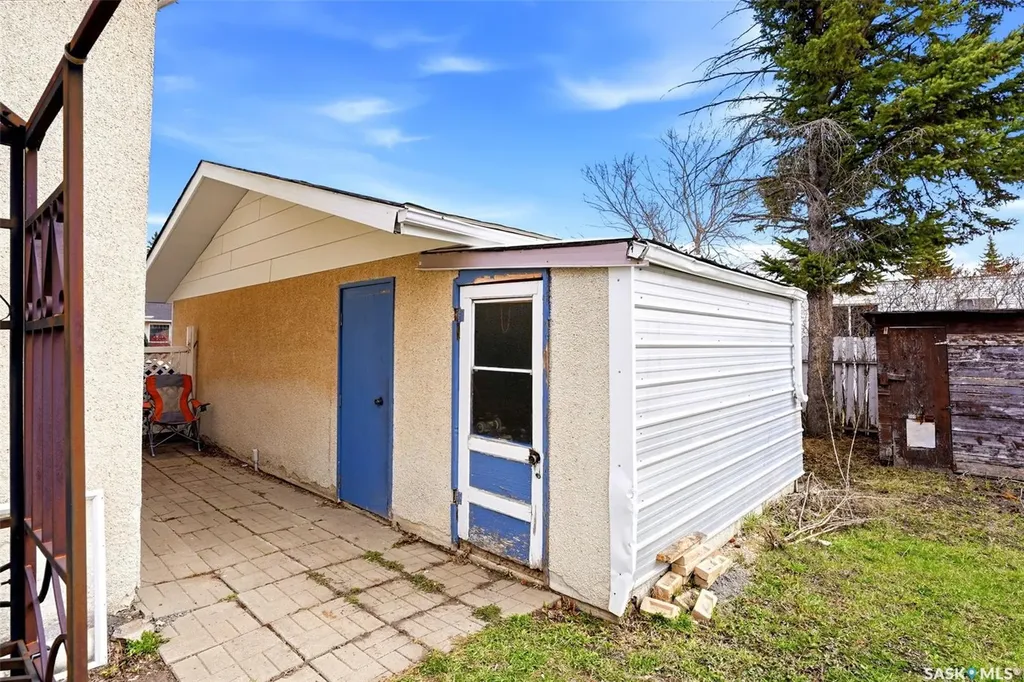 136 Lillis Avenue Mclean SK S0G 3E0