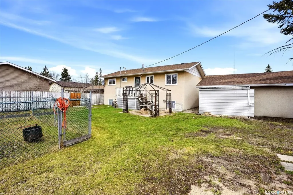 136 Lillis Avenue Mclean SK S0G 3E0
