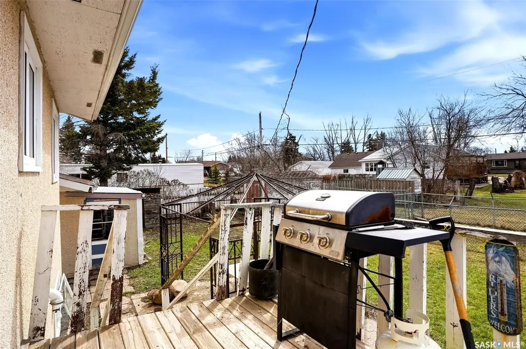 136 Lillis Avenue Mclean SK S0G 3E0