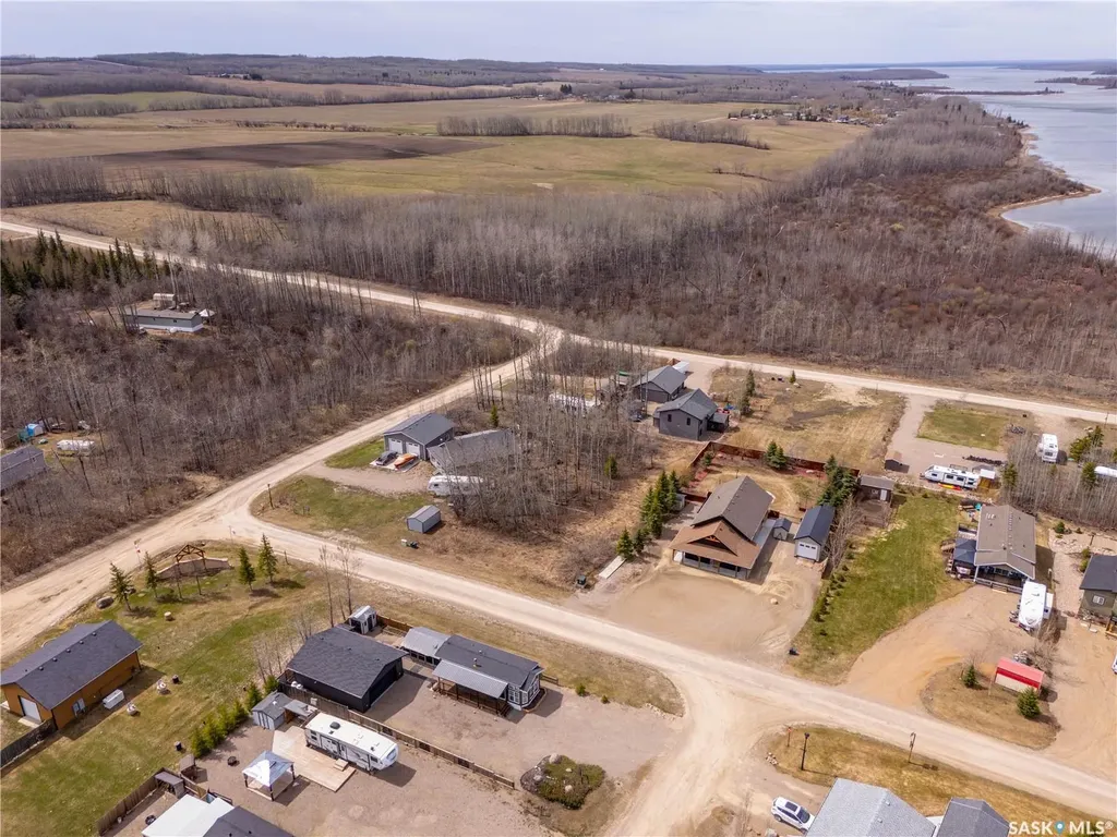 520 Diamond Willow Drive Goodsoil SK S0M 1A0