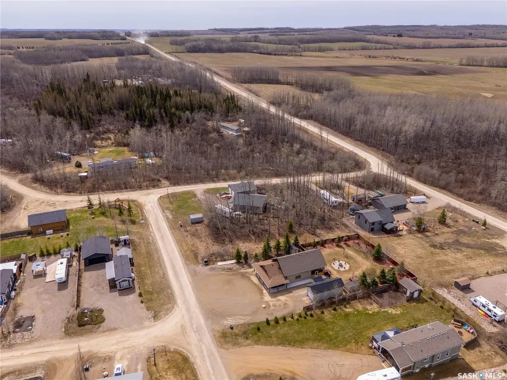 520 Diamond Willow Drive Goodsoil SK S0M 1A0