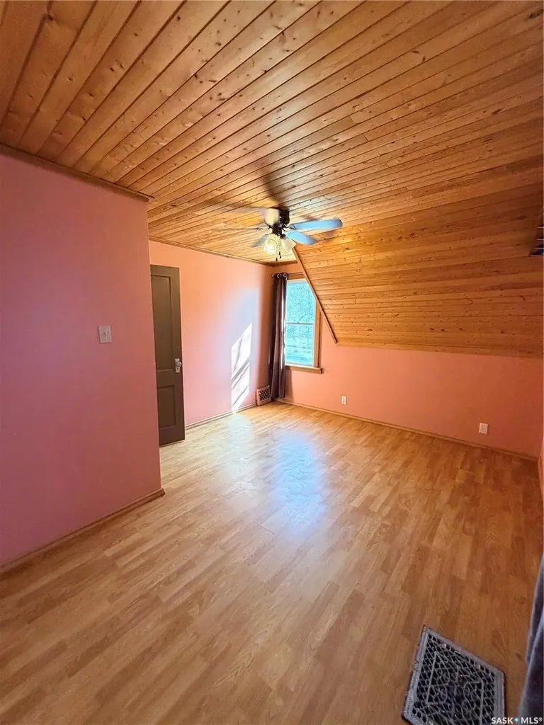 573 Centre Street Shaunavon SK S0N 2M0