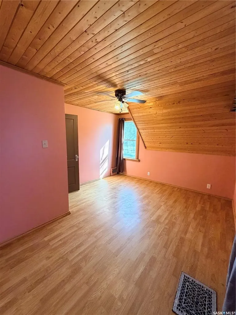 573 Centre Street Shaunavon SK S0N 2M0