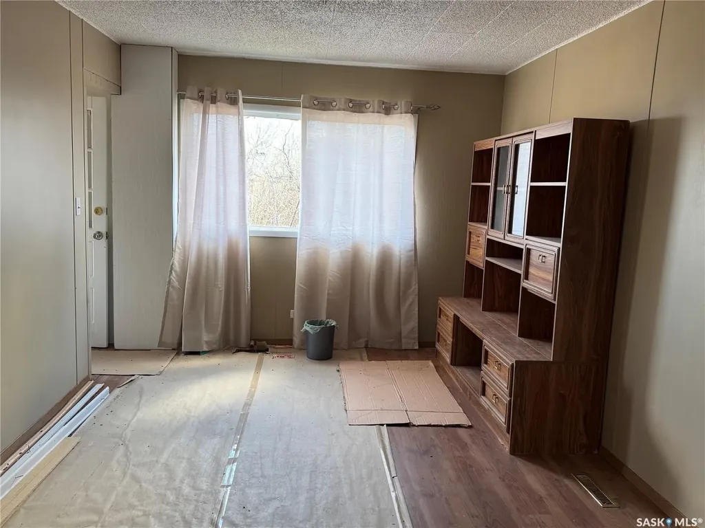 1225 Halifax Street Halbrite SK S0C 1H0