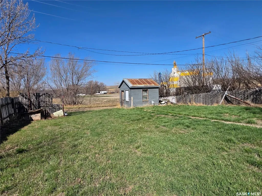 2470 Proton Avenue Gull Lake SK S0N 1A0