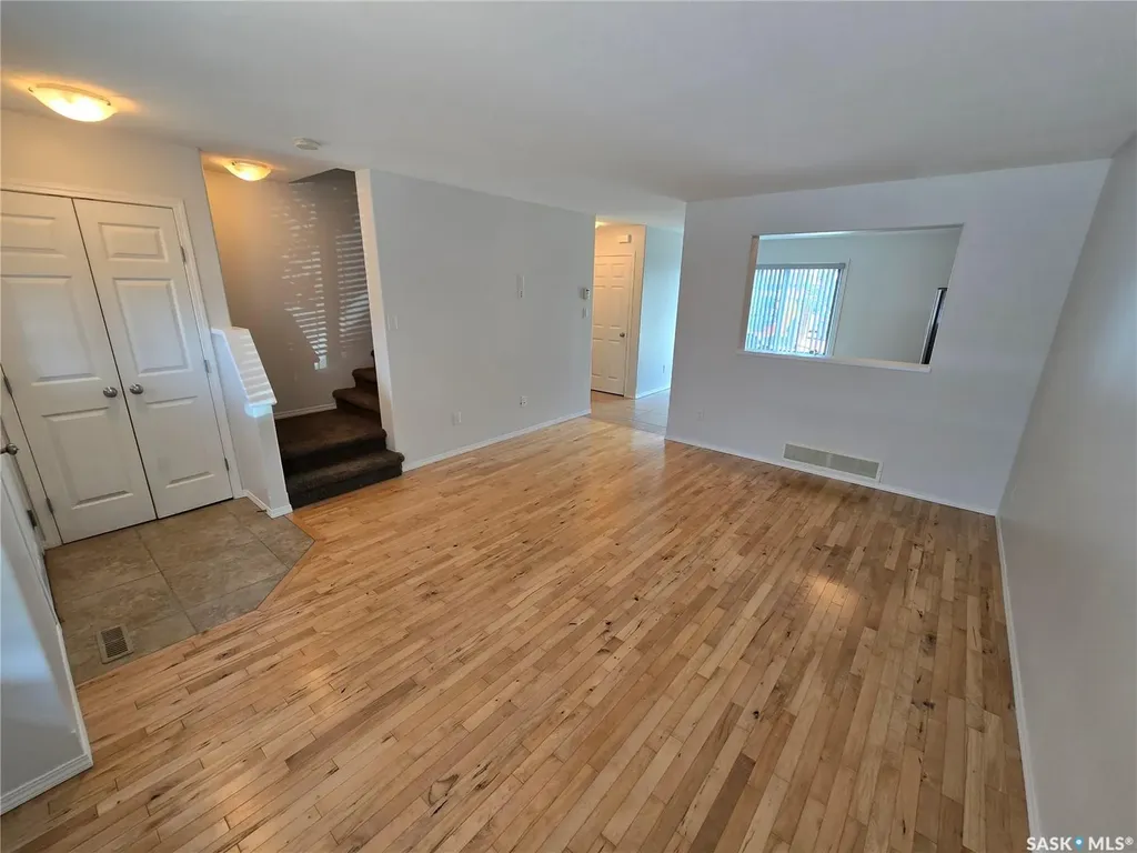 815 5th Street NE Weyburn SK S4H 2K9