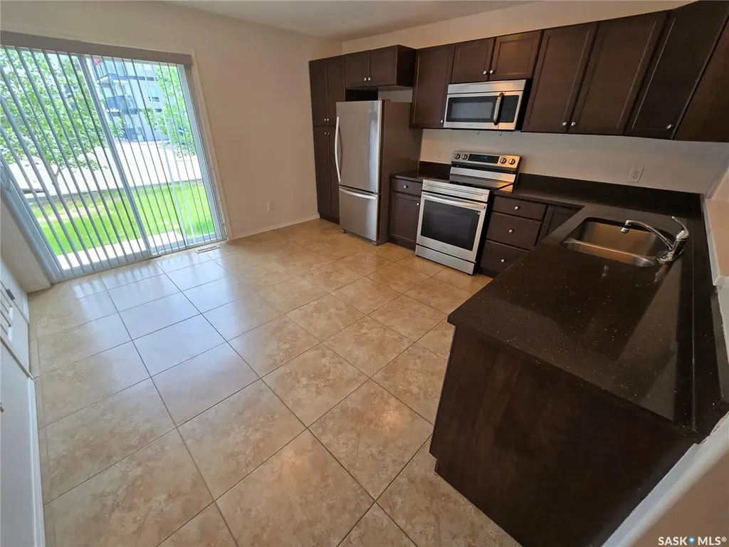 815 5th Street NE Weyburn SK S4H 2K9