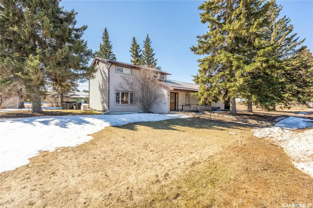 149 2nd Avenue S Pierceland SK S0M 2K0