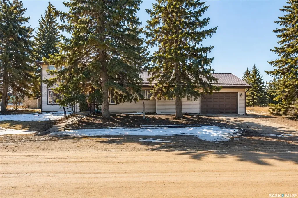 149 2nd Avenue S Pierceland SK S0M 2K0