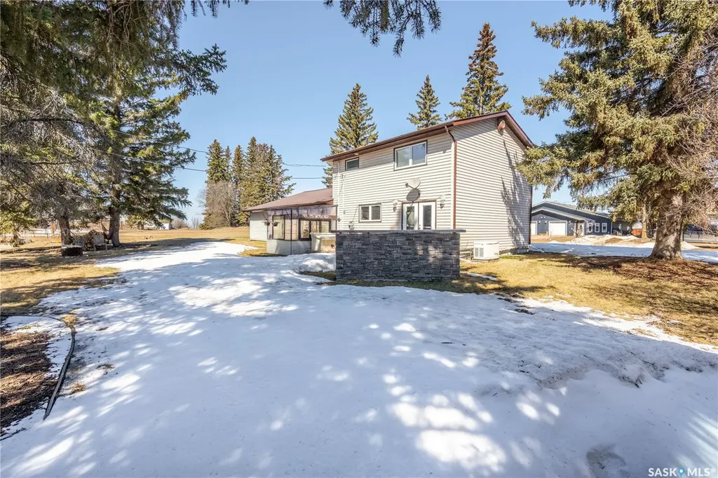 149 2nd Avenue S Pierceland SK S0M 2K0