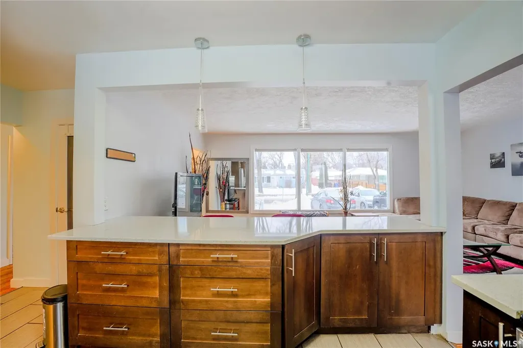 1812 Grant Drive Regina SK S4S 4V4