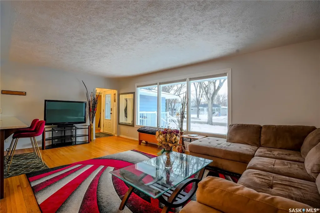 1812 Grant Drive Regina SK S4S 4V4