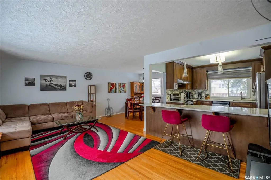 1812 Grant Drive Regina SK S4S 4V4