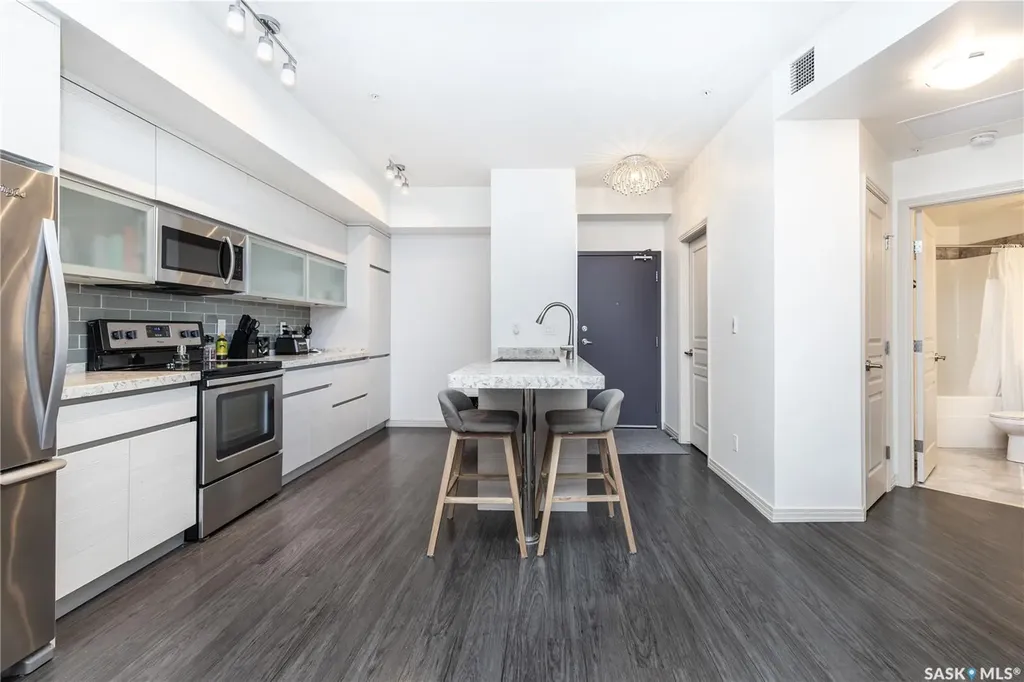 223 Evergreen Square Saskatoon SK S7W 0W2
