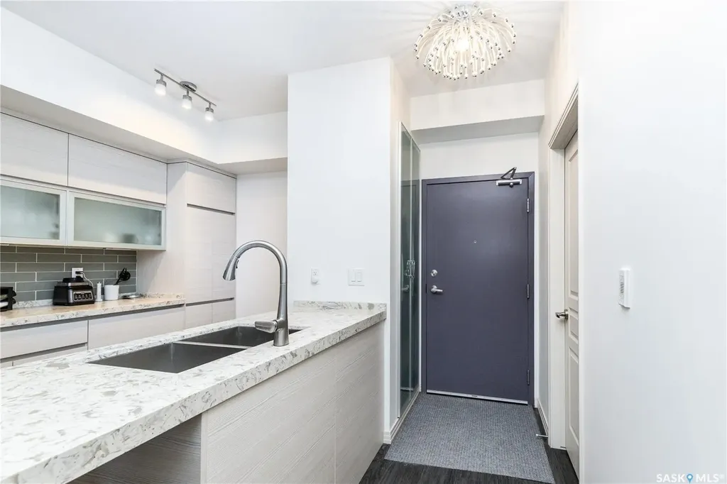 223 Evergreen Square Saskatoon SK S7W 0W2