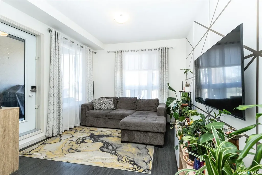 223 Evergreen Square Saskatoon SK S7W 0W2
