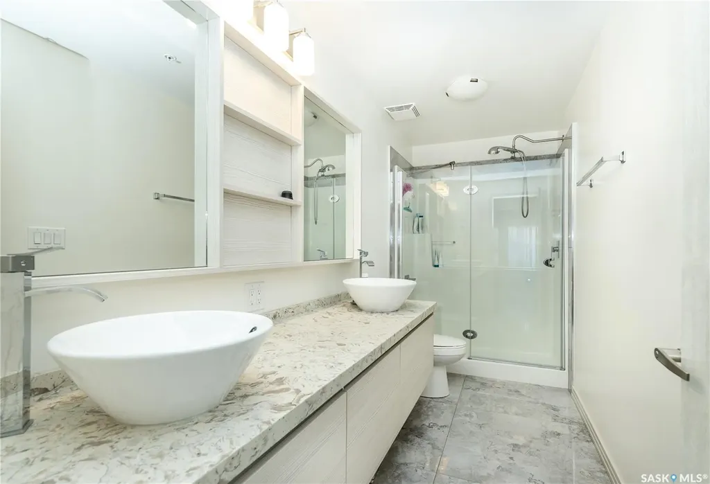 223 Evergreen Square Saskatoon SK S7W 0W2