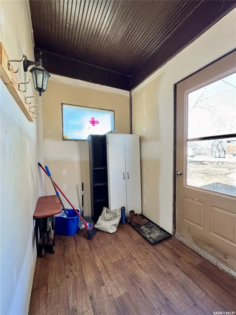 412 Gibson Avenue Saltcoats SK S0A 3R0