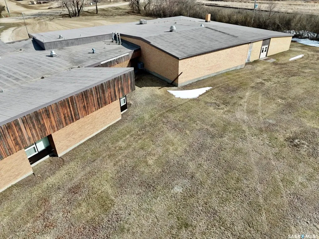 202 1st Avenue Landis SK S0K 2K0