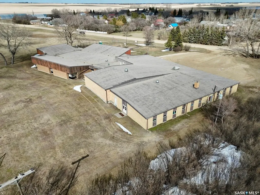202 1st Avenue Landis SK S0K 2K0