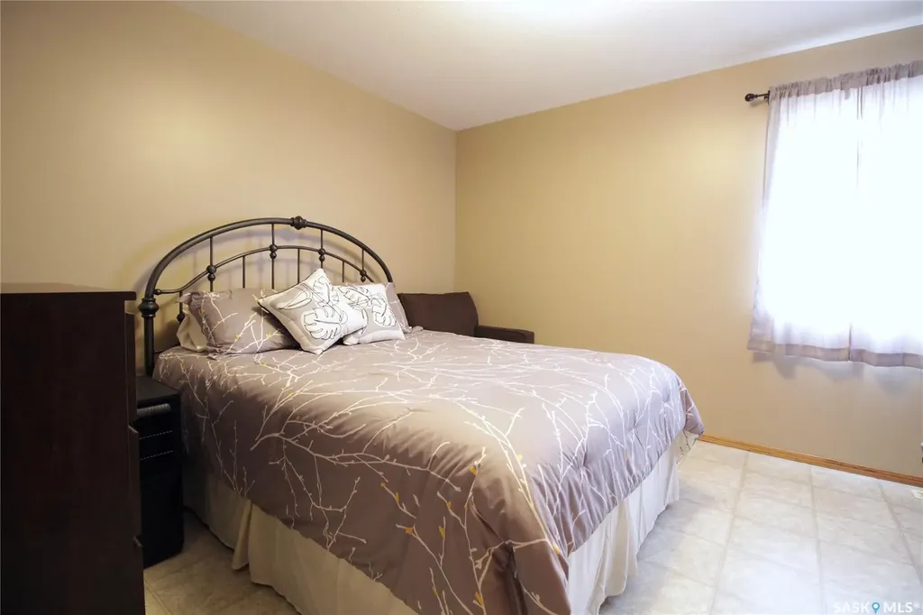 1023 Mountain Street Moosomin SK S0G 3N0