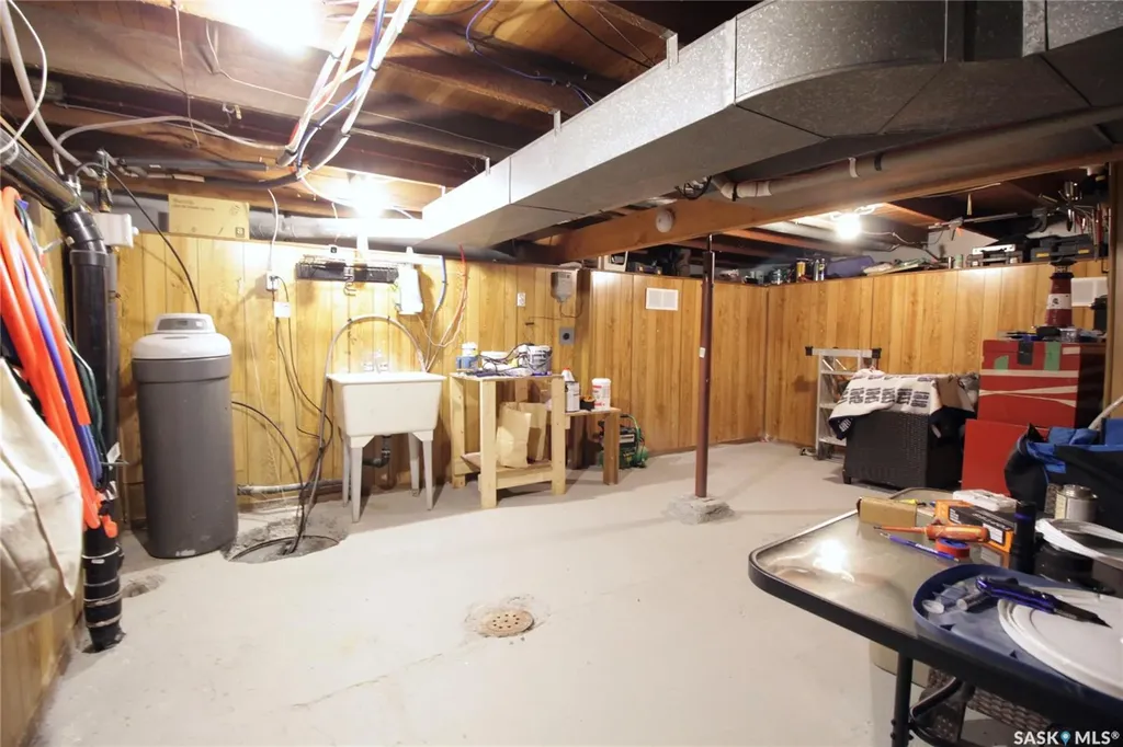 1023 Mountain Street Moosomin SK S0G 3N0