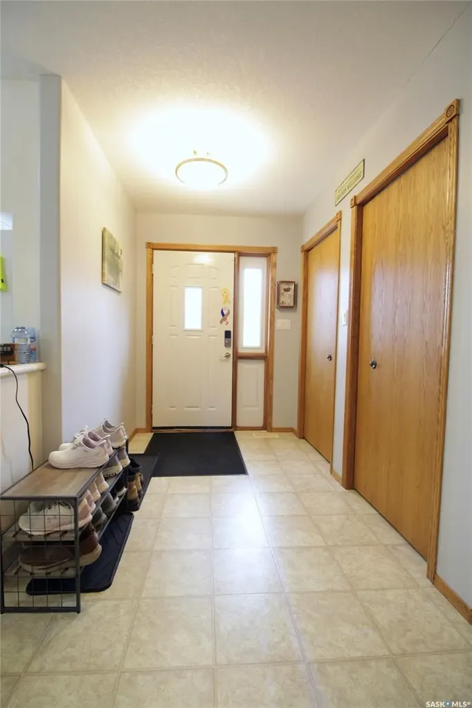 1023 Mountain Street Moosomin SK S0G 3N0