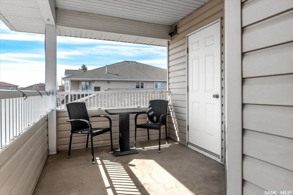 4044 Buckingham Drive E Regina SK S4V 3A9