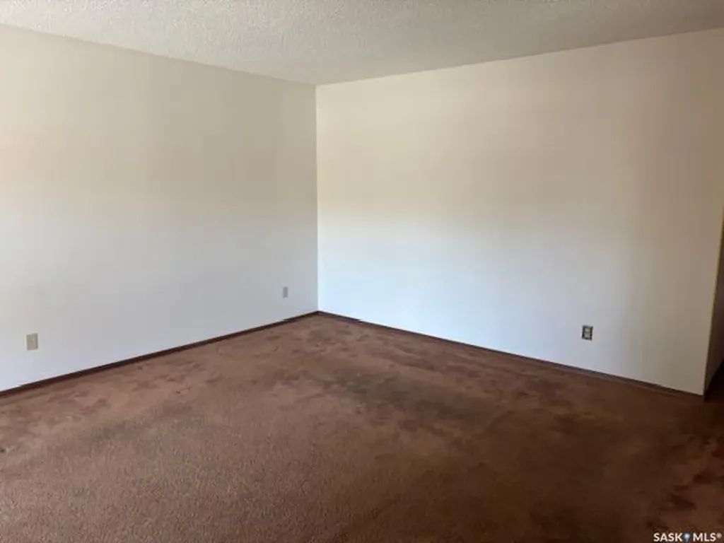 210 Alexander Avenue Canora SK S0A 0L0