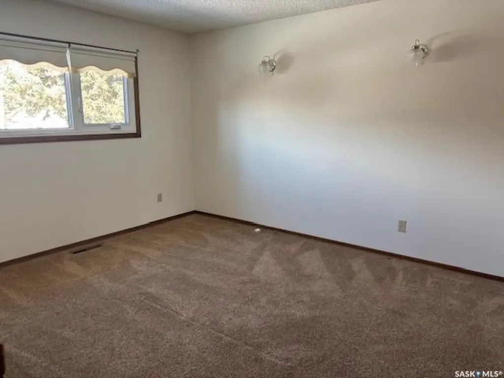 210 Alexander Avenue Canora SK S0A 0L0