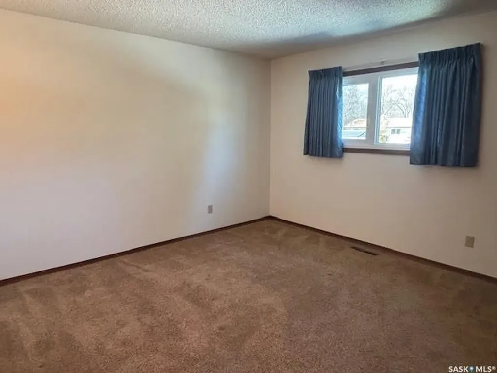 210 Alexander Avenue Canora SK S0A 0L0