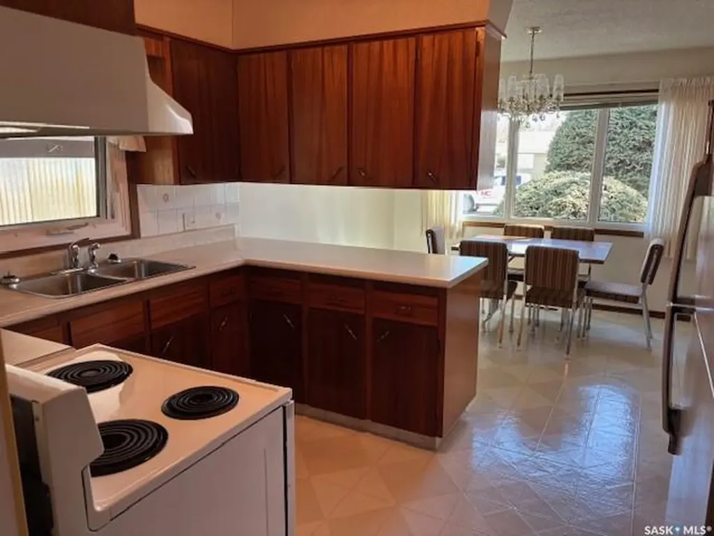 210 Alexander Avenue Canora SK S0A 0L0