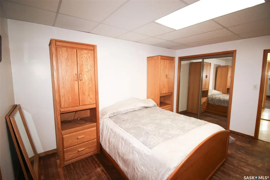8241 Range Road Shaunavon SK S0N 2M0