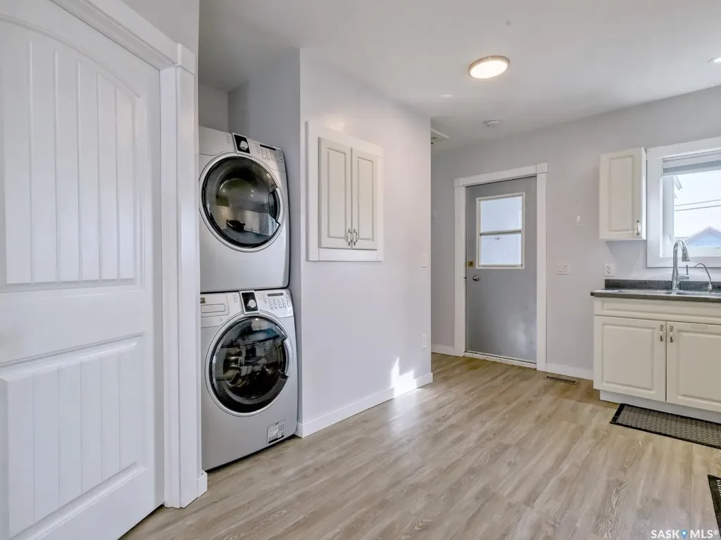 204 2nd Avenue W Biggar SK S0K 0M0