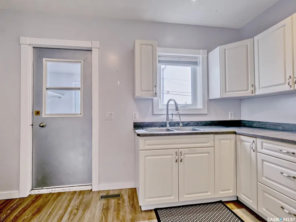 204 2nd Avenue W Biggar SK S0K 0M0