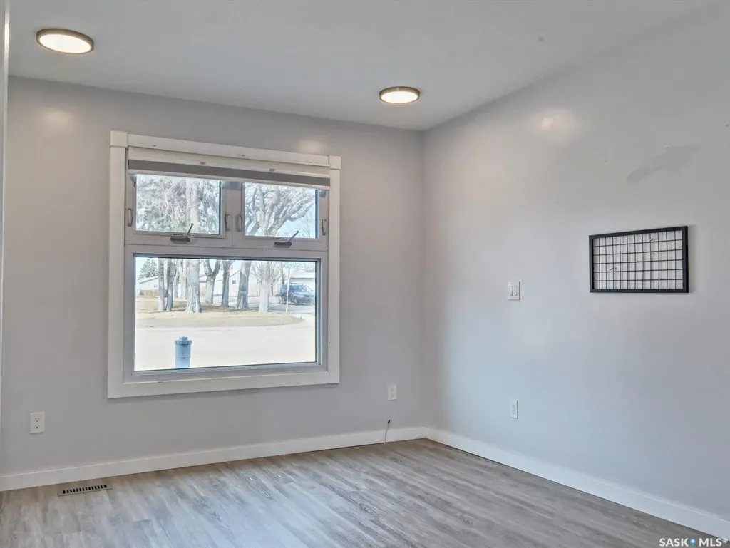 204 2nd Avenue W Biggar SK S0K 0M0