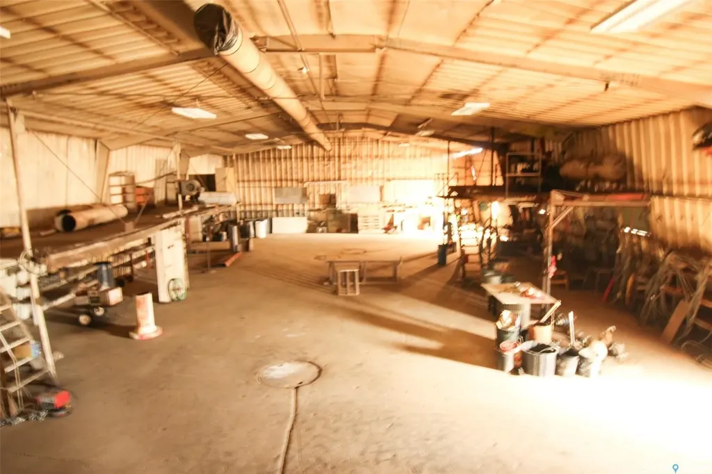 8241 Range Road Shaunavon SK S0N 2M0