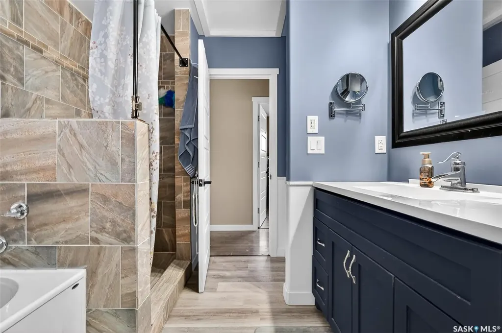 1154 Caribou Street W Moose Jaw SK S6H 2B5