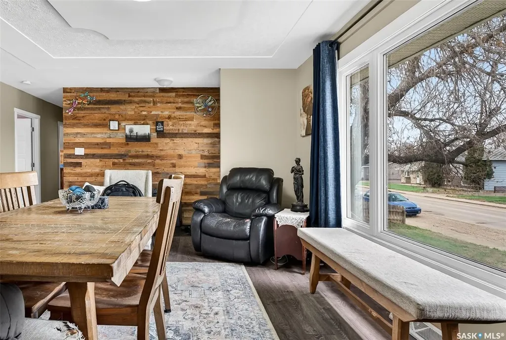 1154 Caribou Street W Moose Jaw SK S6H 2B5