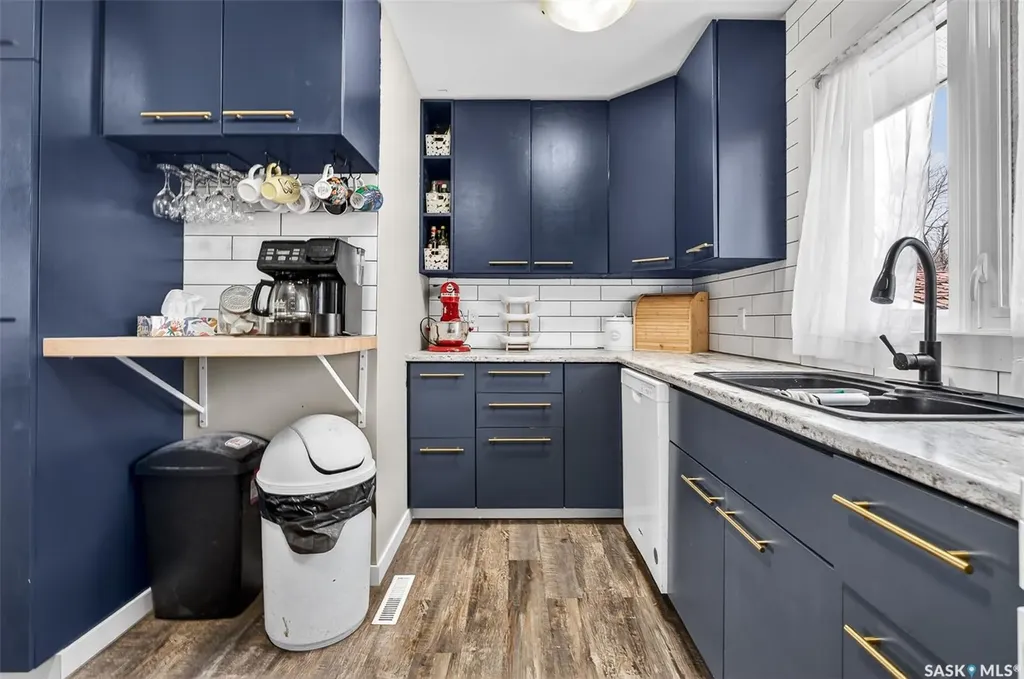 1154 Caribou Street W Moose Jaw SK S6H 2B5