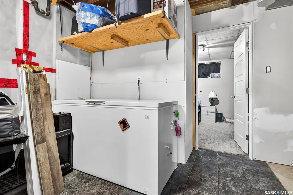 1154 Caribou Street W Moose Jaw SK S6H 2B5