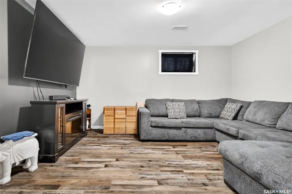 1154 Caribou Street W Moose Jaw SK S6H 2B5