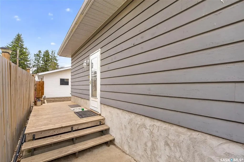 1154 Caribou Street W Moose Jaw SK S6H 2B5