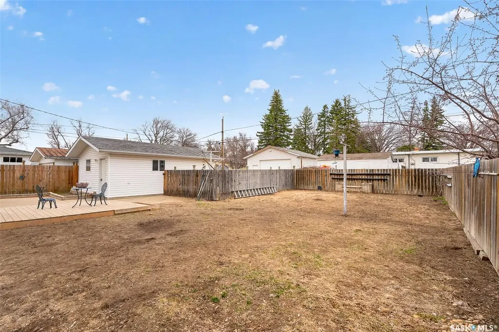 1154 Caribou Street W Moose Jaw SK S6H 2B5