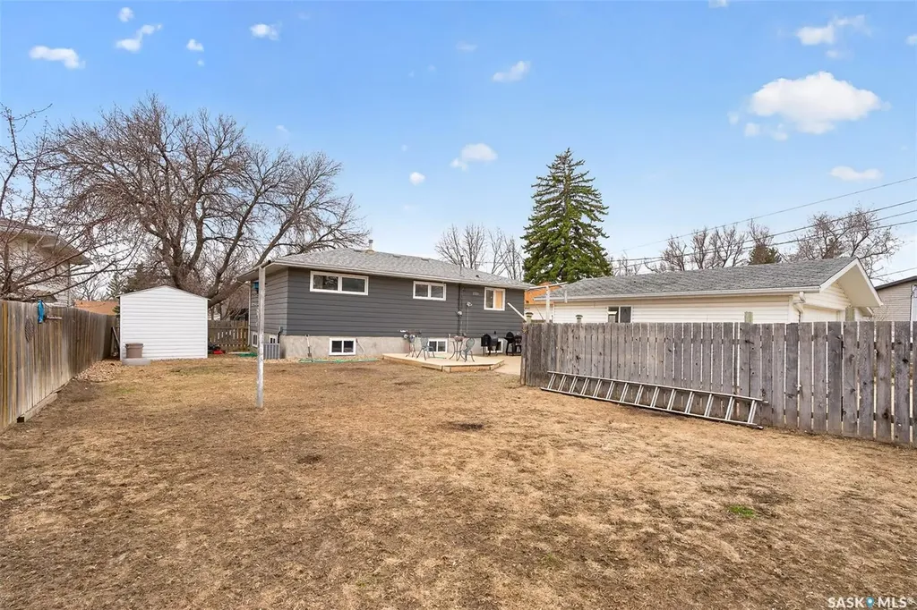 1154 Caribou Street W Moose Jaw SK S6H 2B5