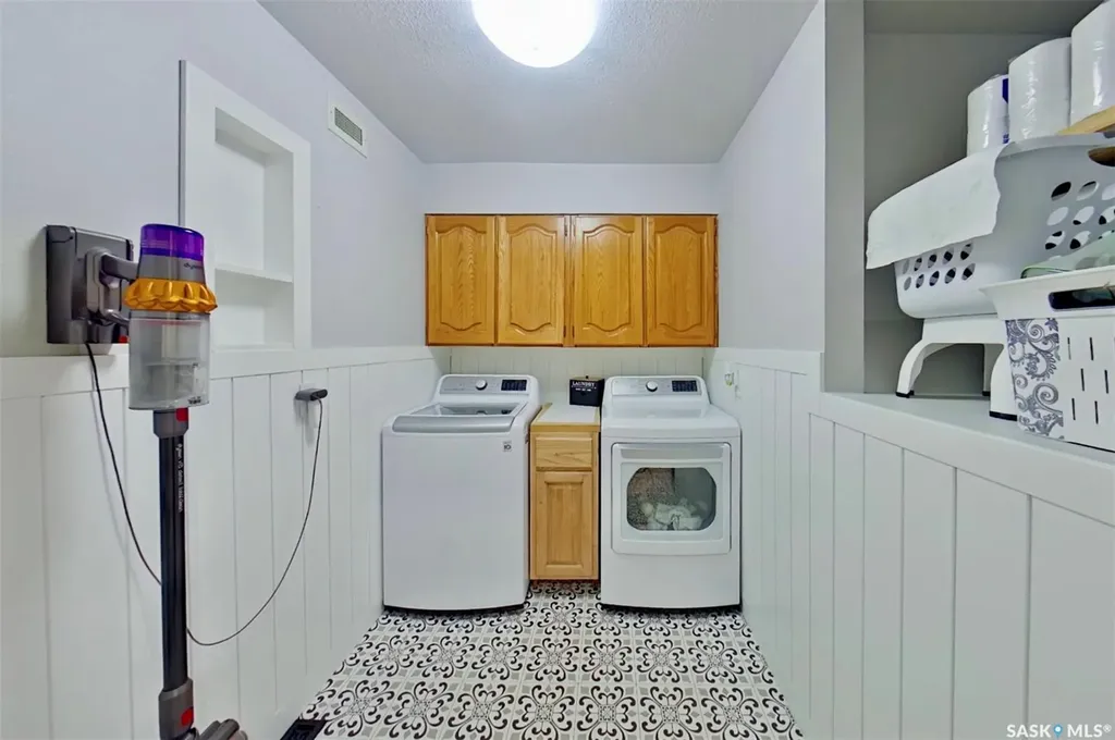 355 Russell Street Stoughton SK S0G 4T0