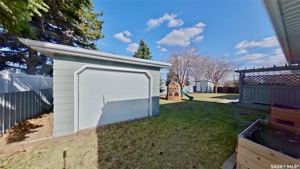 355 Russell Street Stoughton SK S0G 4T0