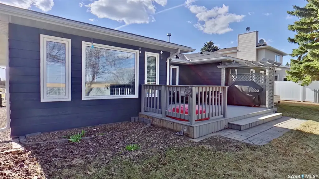 355 Russell Street Stoughton SK S0G 4T0
