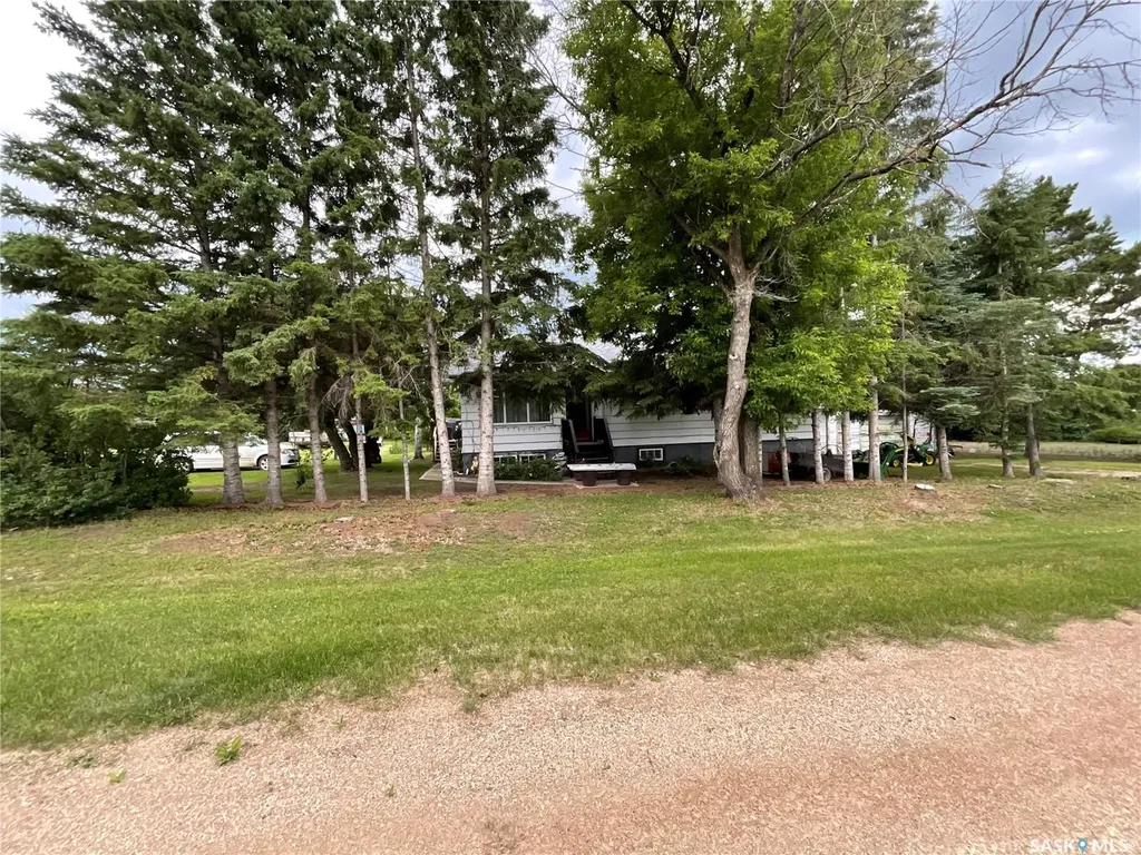 117 First Street Invergordon Rm No. 430 SK S0K 4K0